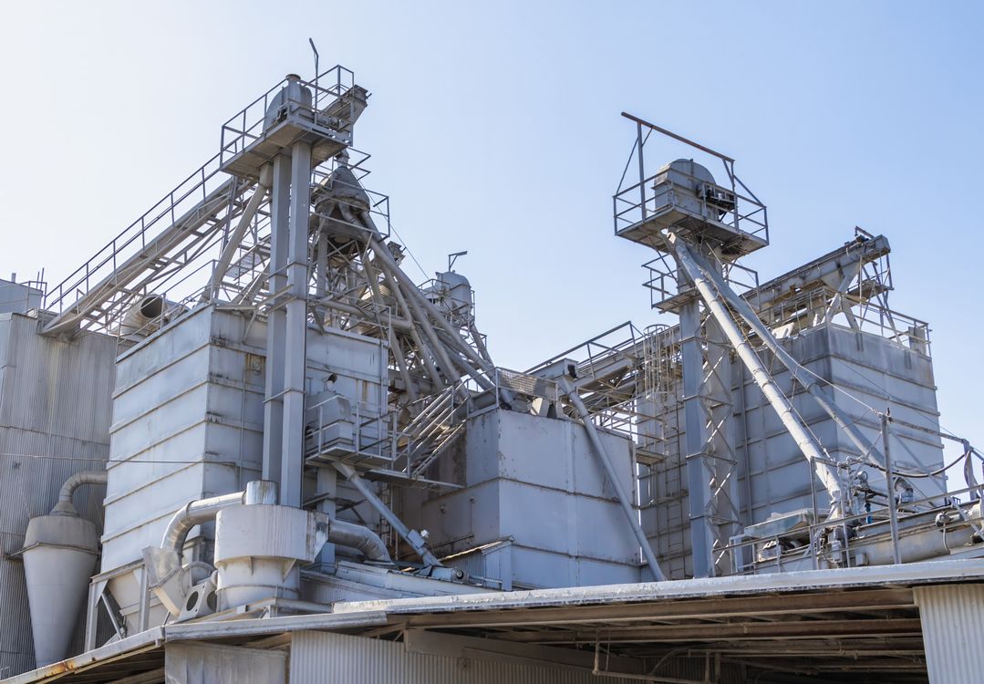 Steel structures at an industrial plant; illustrative photograph